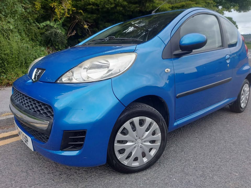 2011 Peugeot 107 — photo 2