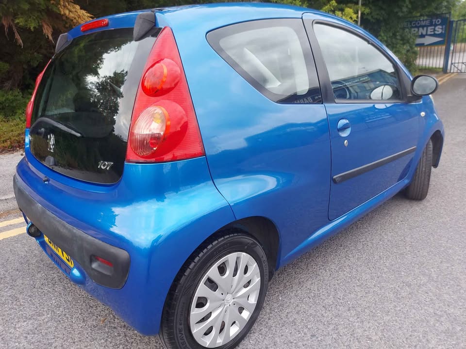 2011 Peugeot 107 — photo 5