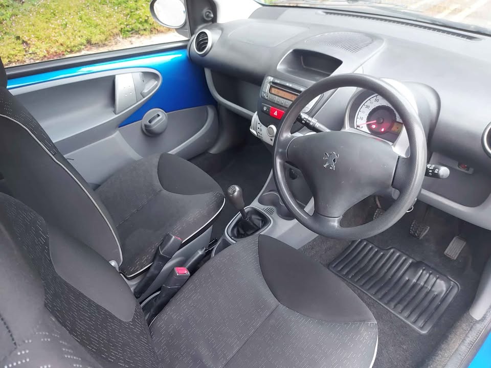 2011 Peugeot 107 — photo 7