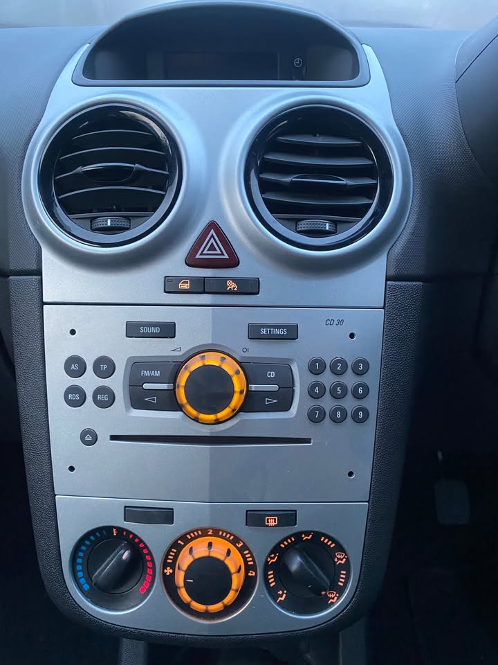 2012 Vauxhall Corsa 1.0 ecoFLEX — photo 12