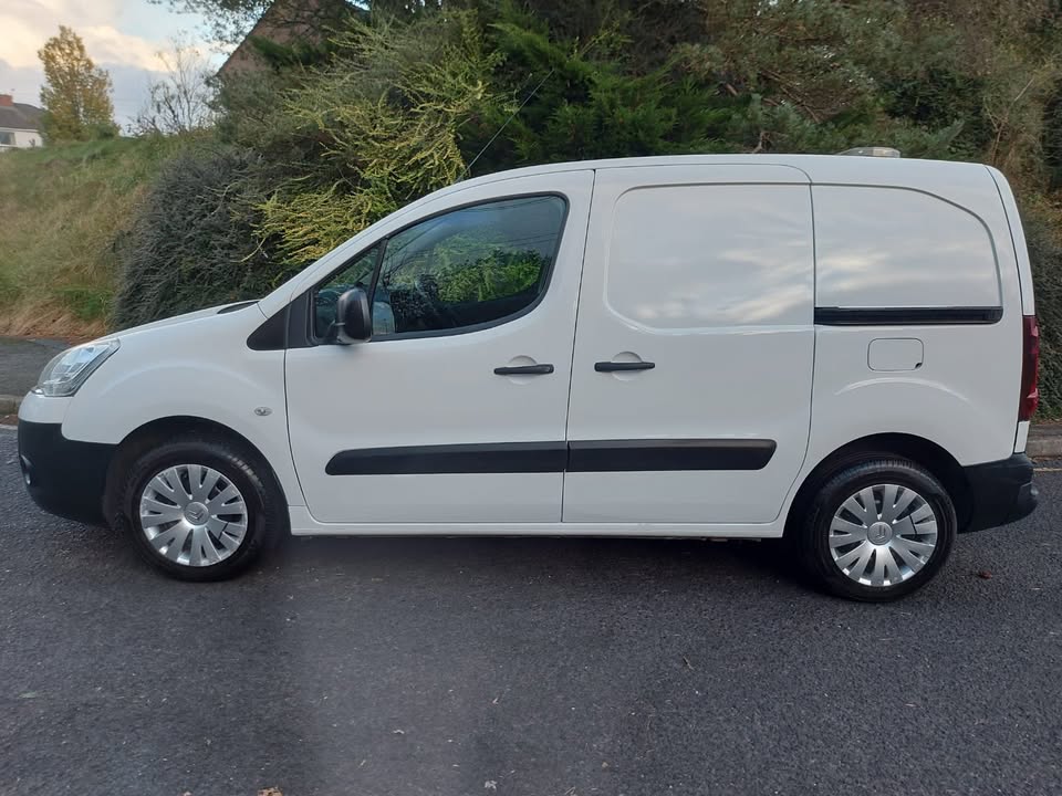 2015 Citroën Berlingo 1.6 HDi 625 Enterprise (SWB) — photo 8