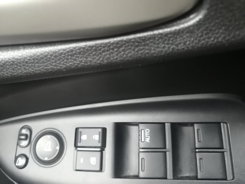 2015 Honda Jazz 1.3 i-VTEC SE CVT Auto — photo 13