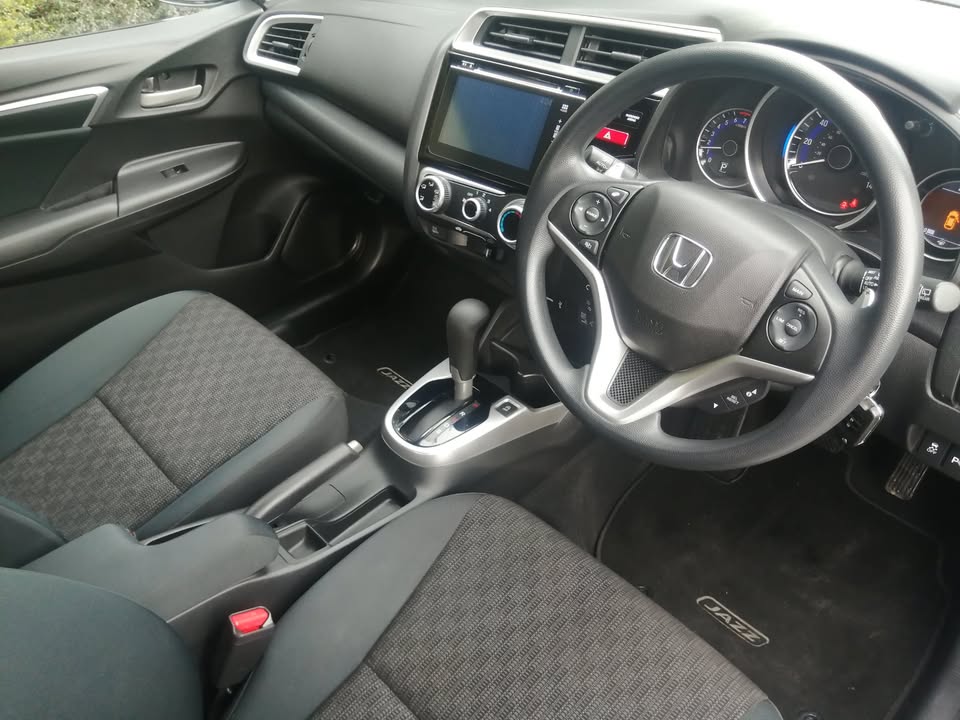2015 Honda Jazz 1.3 i-VTEC SE CVT Auto — photo 7